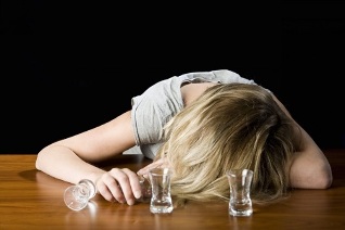 effects of alcohol on the female body